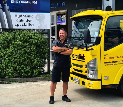 Hydraulink Owner-Operator, Hydra Medic, brings expertise and dedication to Hawkes Bay