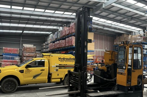 MATERIALS HANDLING