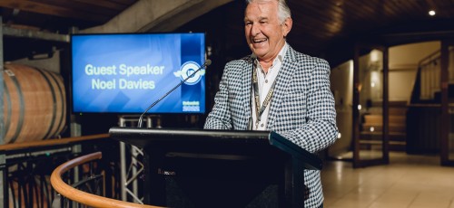 Hydraulink’s Quiet Achiever Noel Davies honoured for  commitment to industry and individual advancement